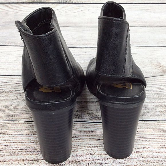 R2 Footwear Faye Slingback Mule Heels Womens Size 7 Open Toe Bootie Faux Leather - Picture 3 of 9